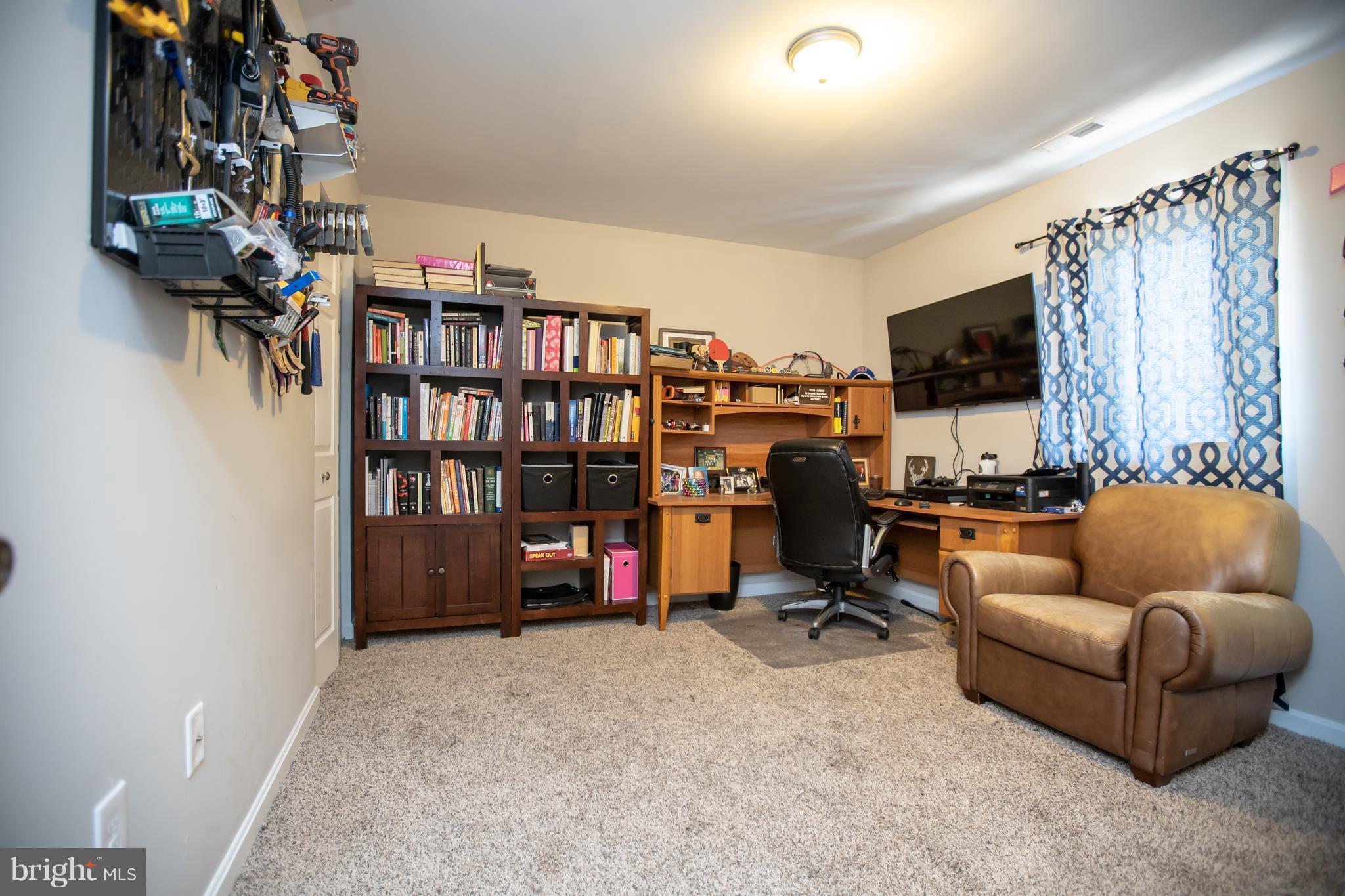 LINTHICUM HEIGHTS ANNEX - Residential Lease