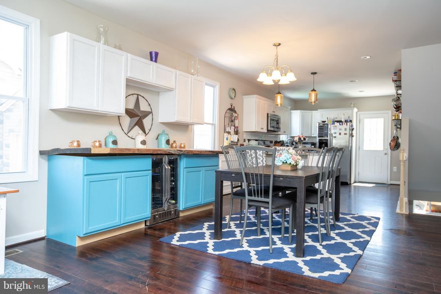 Beautiful 5 bedroom colonial.  Gleaming hardwood floors, granite counter tops and loads of charming touches.  Spacious open concept living room.  Large fenced back yard with a fire pit.  Detached garage. TAX RECORD INCORRECT... OVER 2800 SQ FT OF FINISHED LIVING AREA!