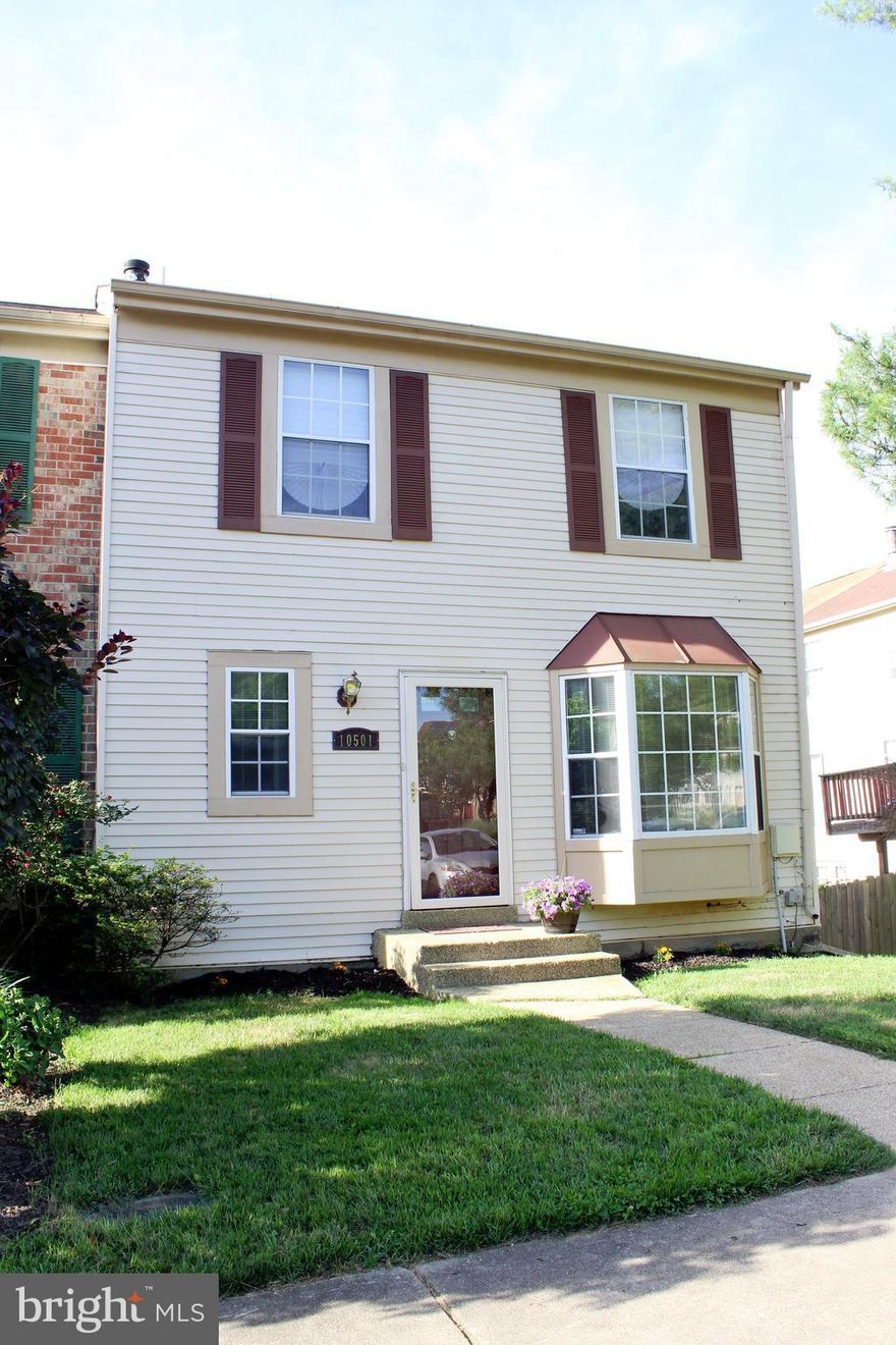 Lovely, spacious end-unit TH in good condition. Move-in ready. Grand master bedroom w/skylight, vaulted ceiling & generous closet space. Large, beautiful family recreation room w/stone corner fireplace. Sizeable eat-in kitchen w/bay window. Sunken living room, newly fenced backyard & new deck. Plentiful storage space in basement. Home warranty. Priced to sell-must see! OFFERS DUE ON 6/19 BY 5 P.M.