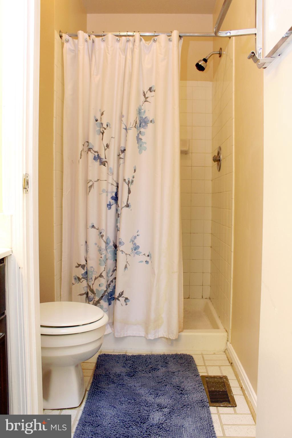 WOODSTREAM EAST PLAT EIG - Residential