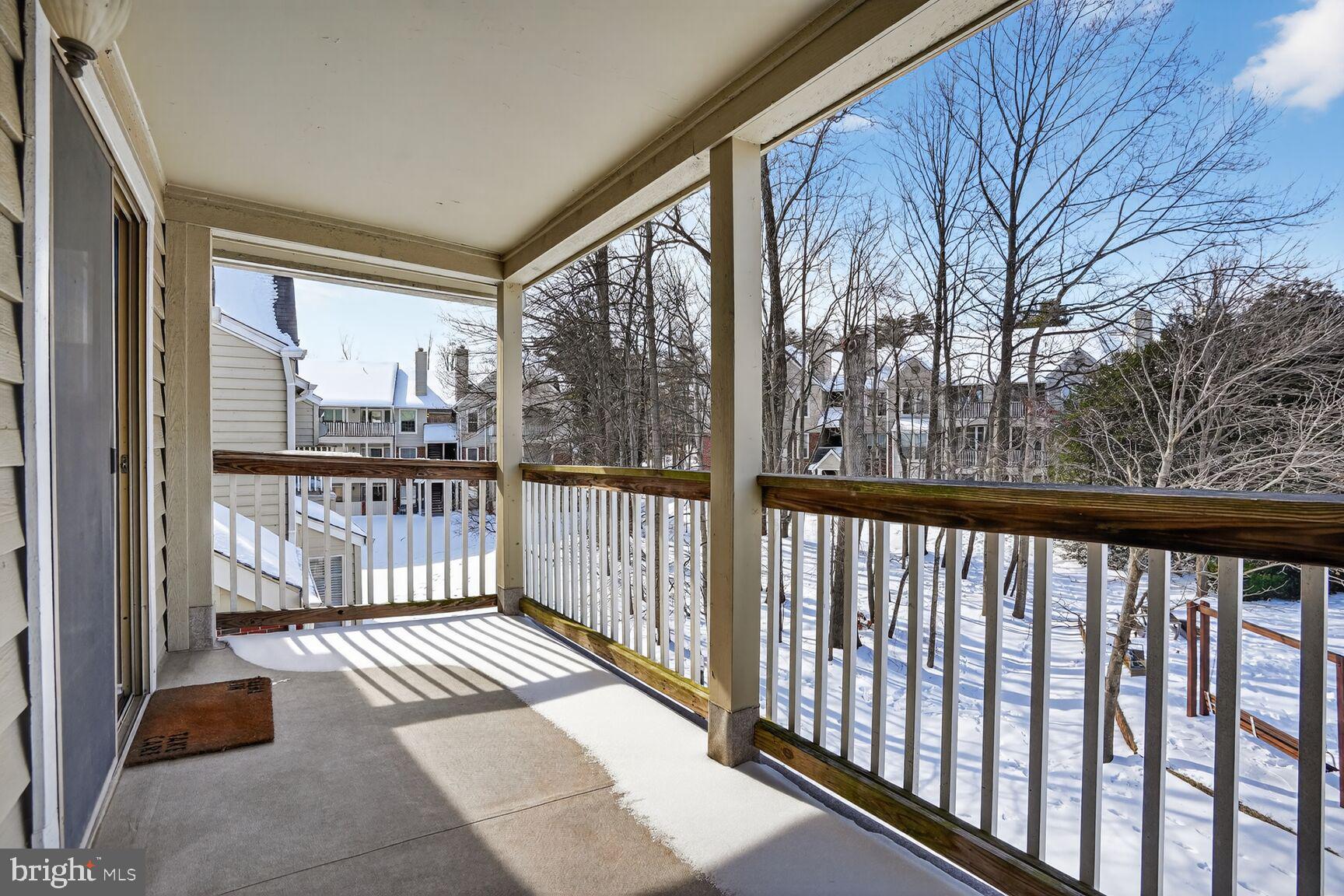 PENDERBROOK SQUARE CONDOMINIUMS - Residential