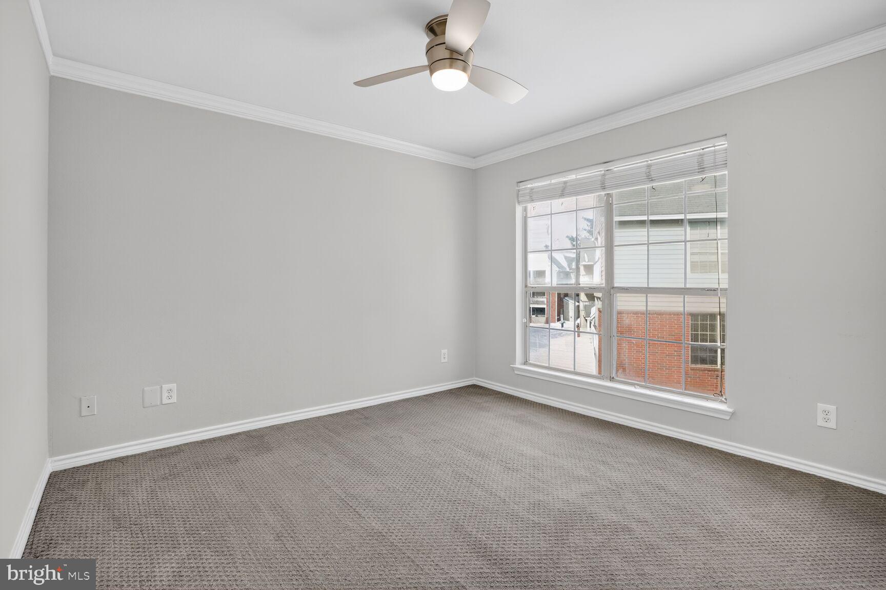 PENDERBROOK SQUARE CONDOMINIUMS - Residential