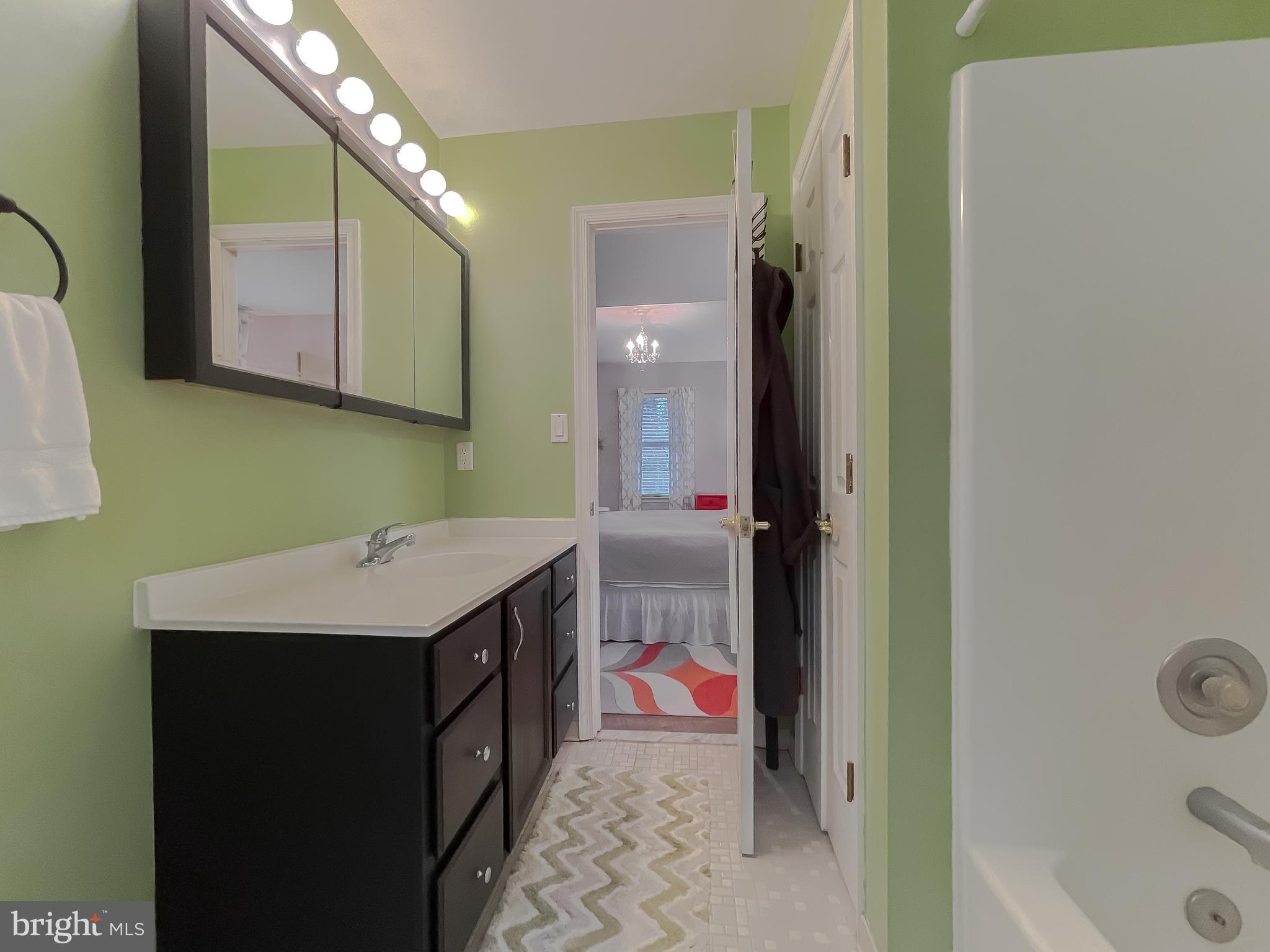 DRUM POINT - Residential