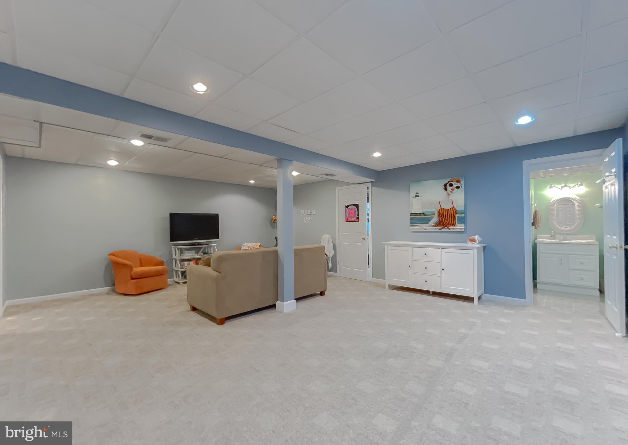 DRUM POINT - Residential