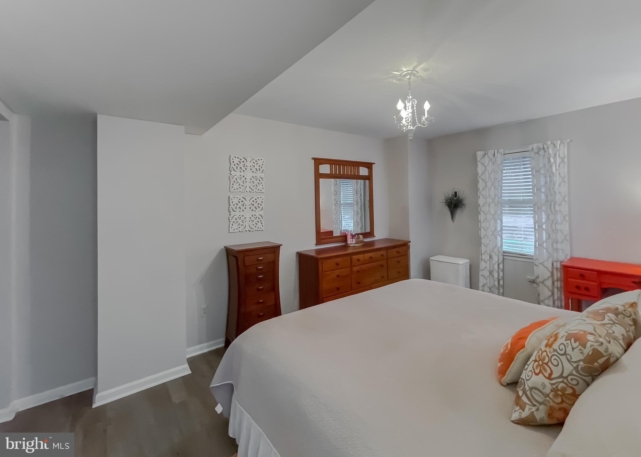 DRUM POINT - Residential