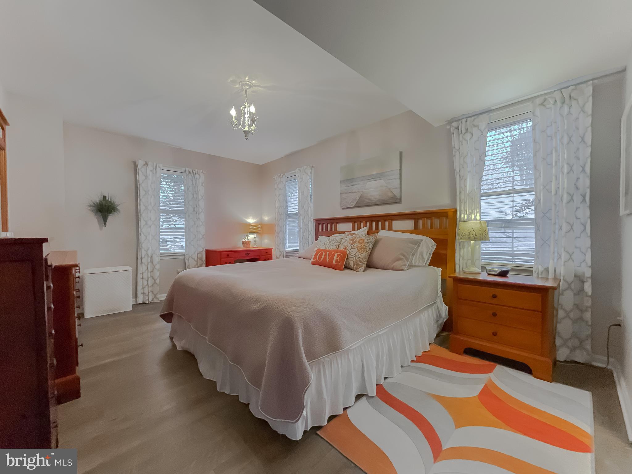 DRUM POINT - Residential