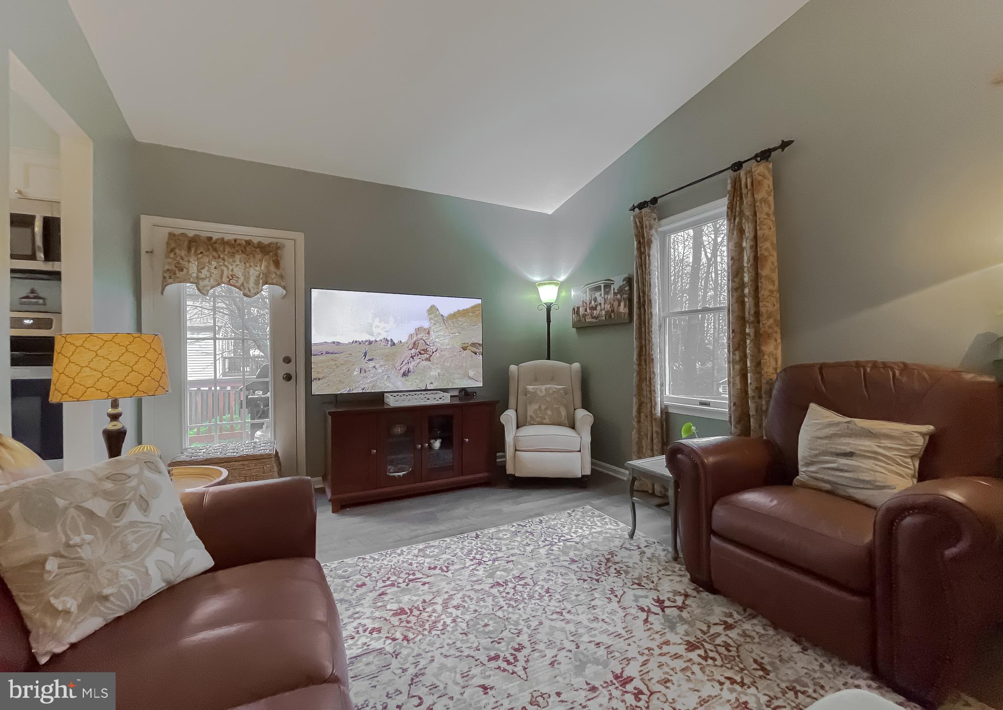 DRUM POINT - Residential