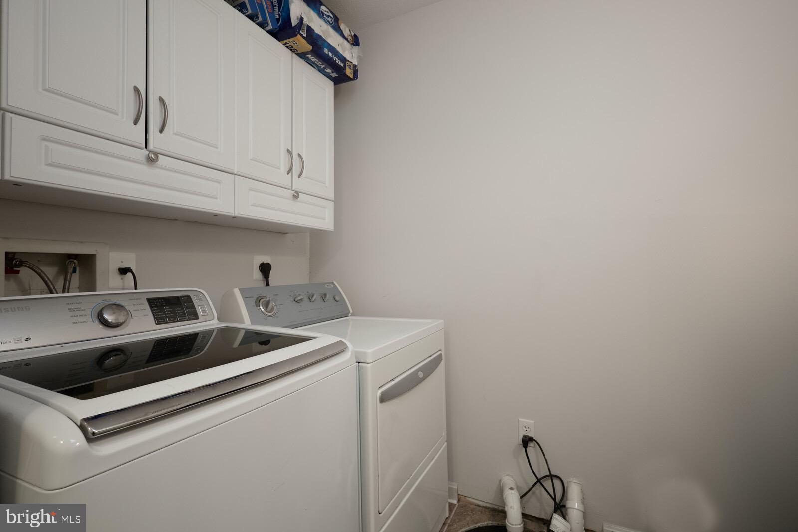 THE WOODS AT BAYSIDE - Residential