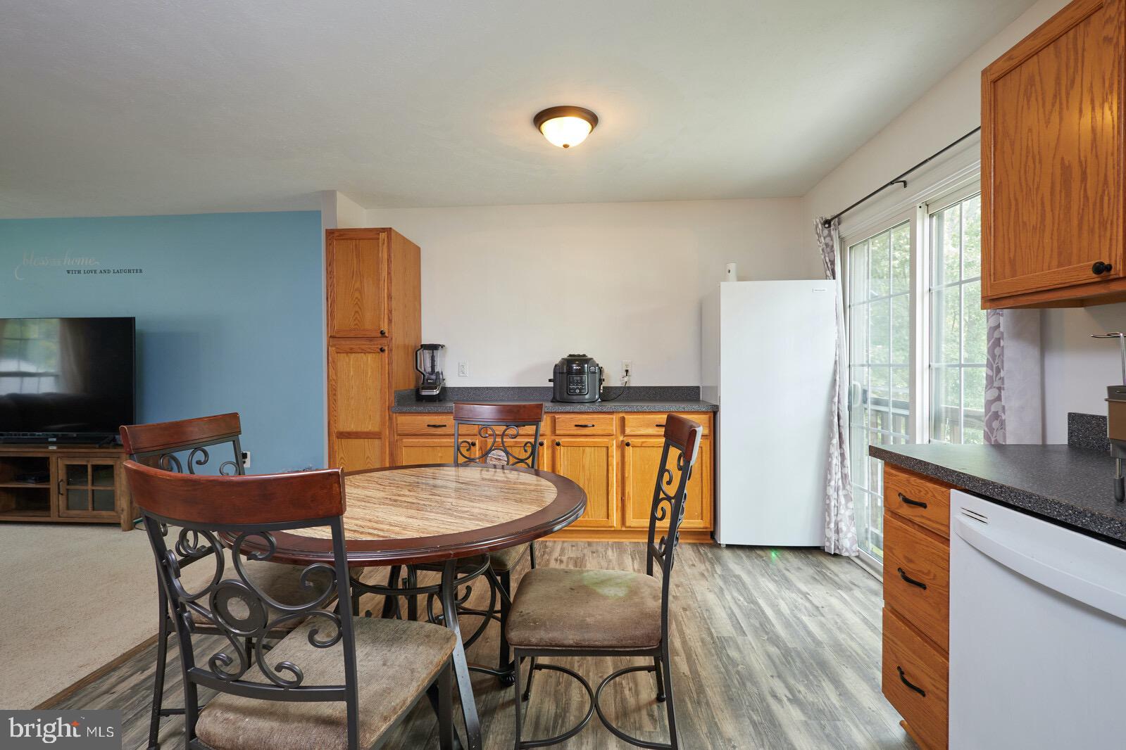 THE WOODS AT BAYSIDE - Residential