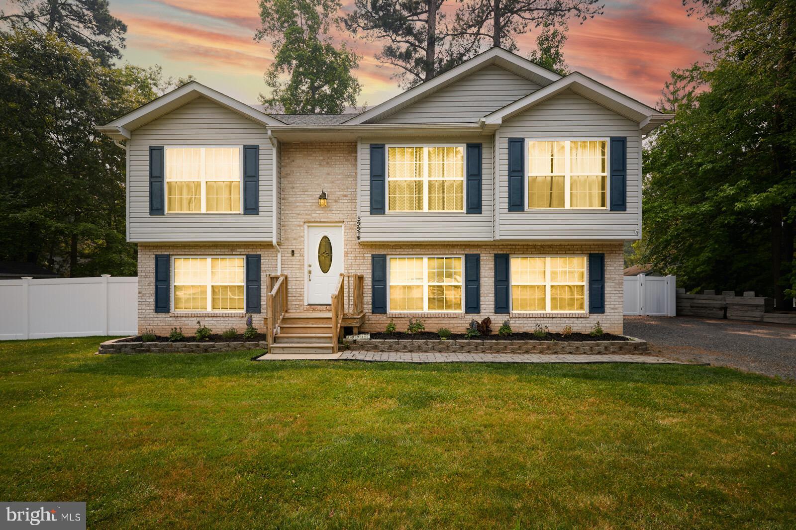 THE WOODS AT BAYSIDE - Residential