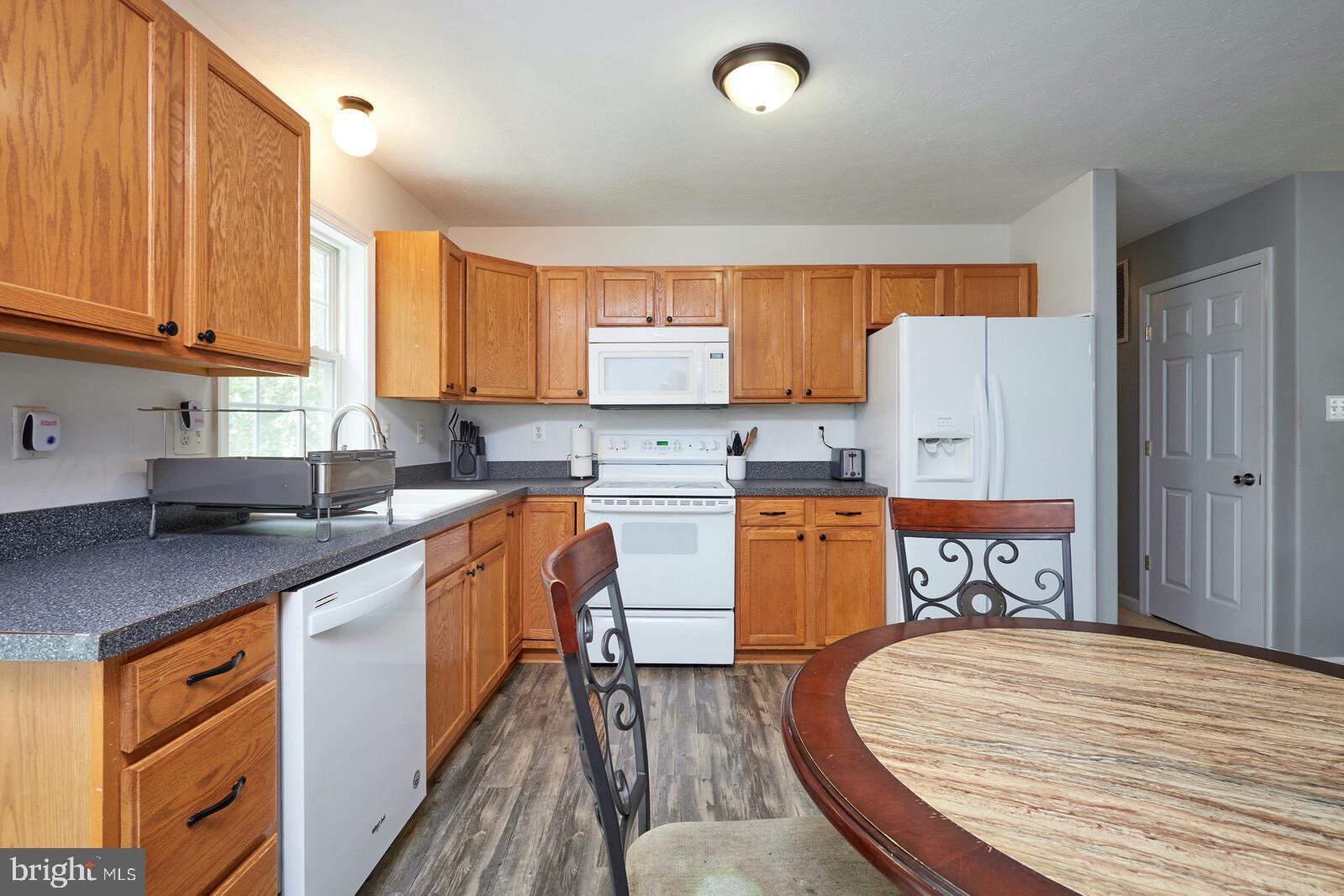 THE WOODS AT BAYSIDE - Residential