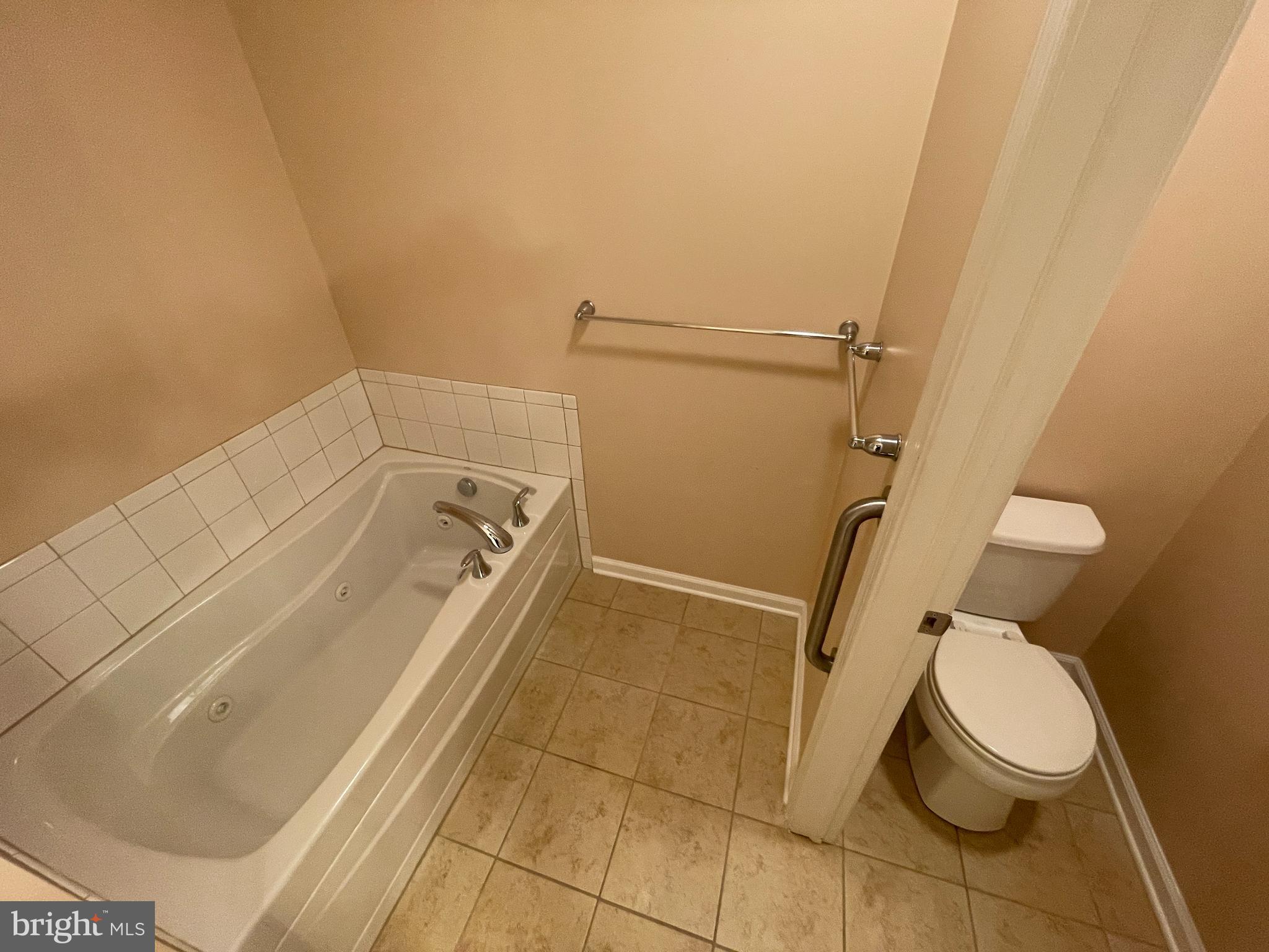DEATRICK VILLAGE - Residential Lease