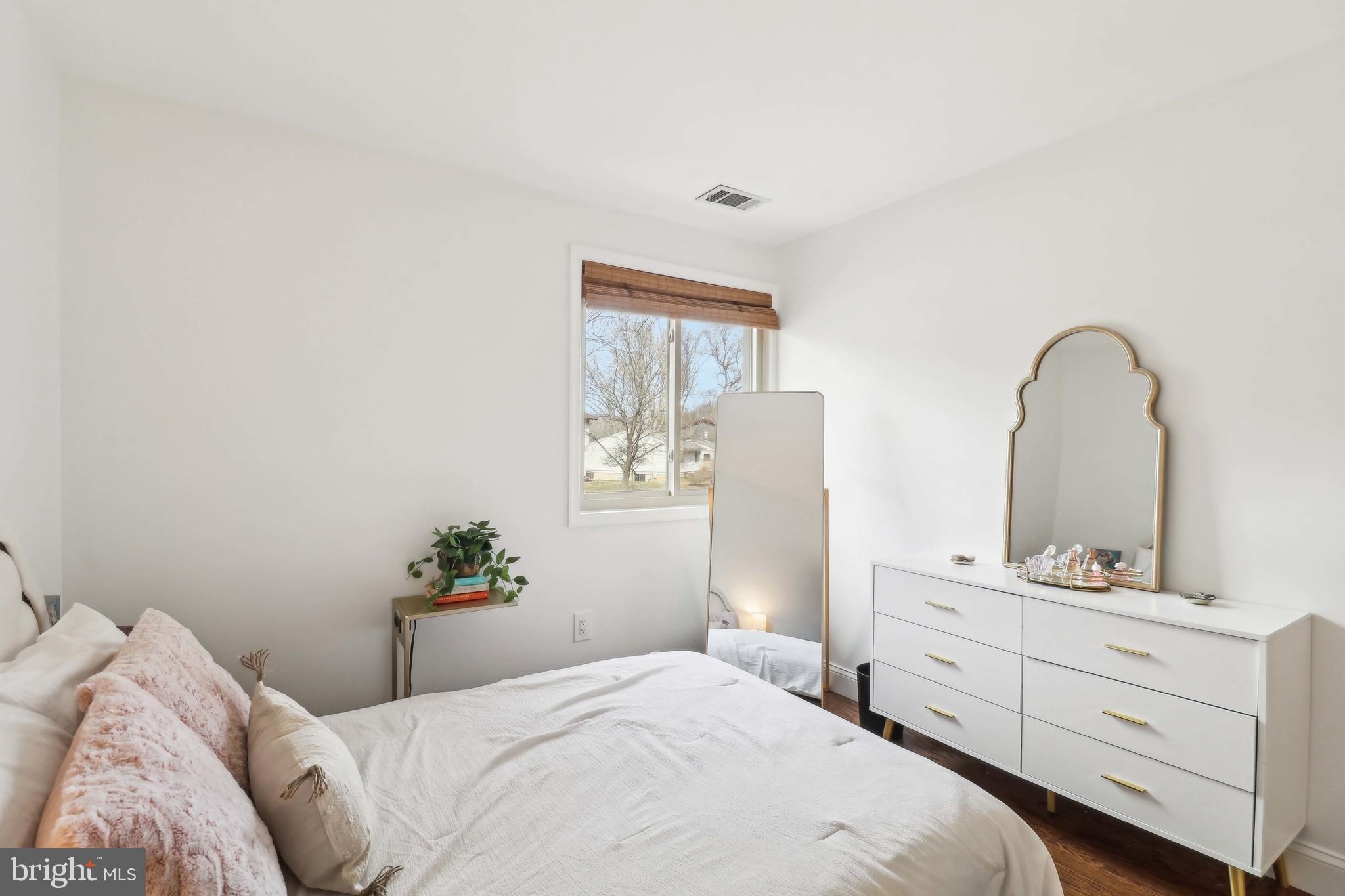 DUFIEF MILL - Residential