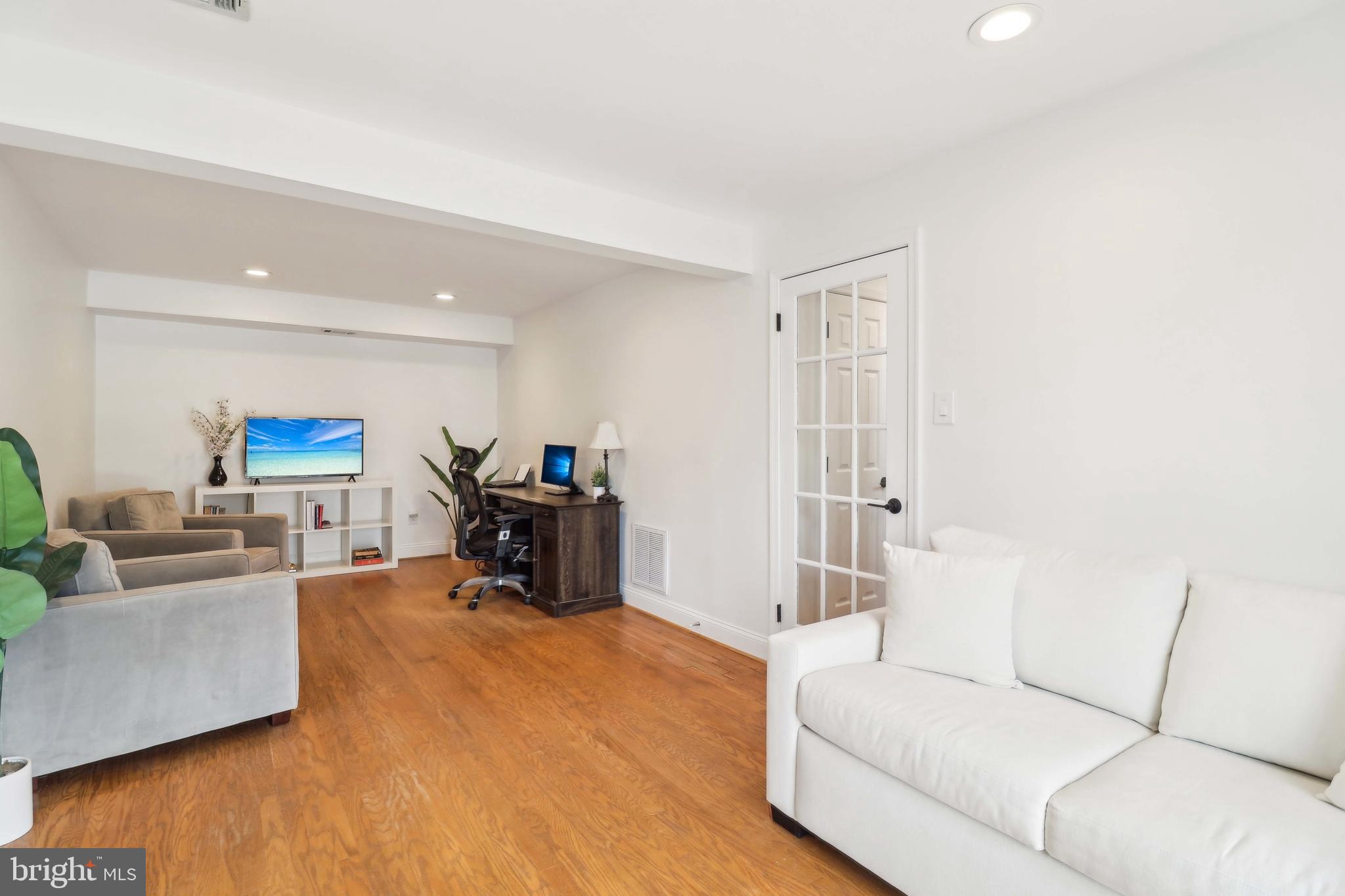 DUFIEF MILL - Residential