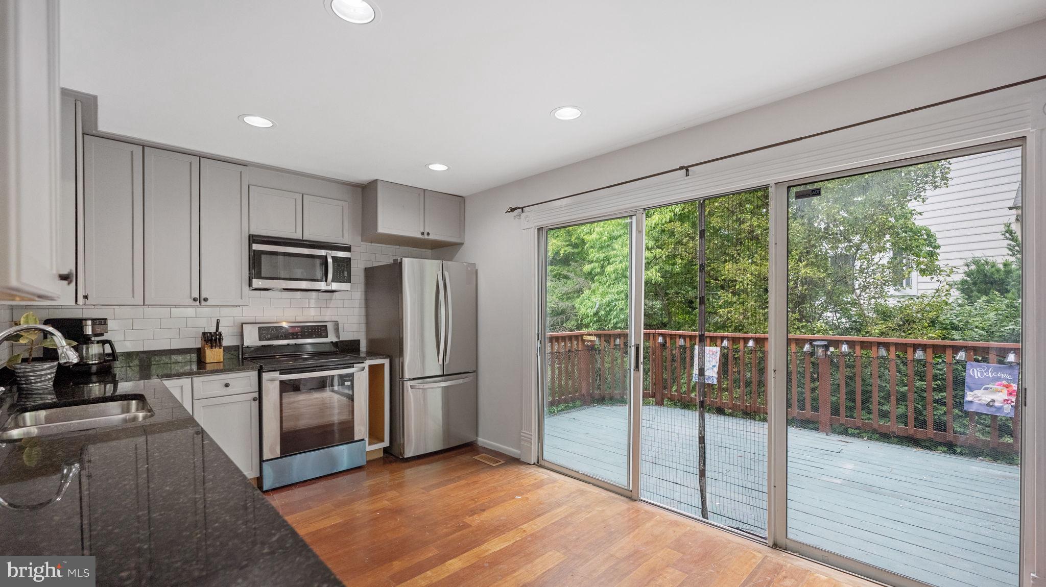 CHURCHILL TOWN SECTOR - Residential Lease