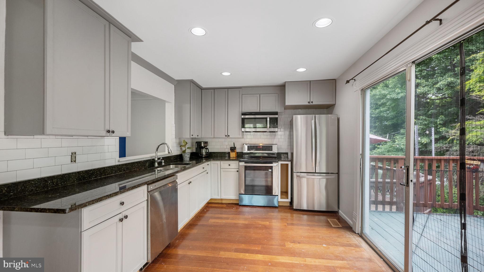 CHURCHILL TOWN SECTOR - Residential Lease