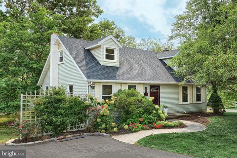 13 PARADISE COURT NEW OXFORD PA 17350