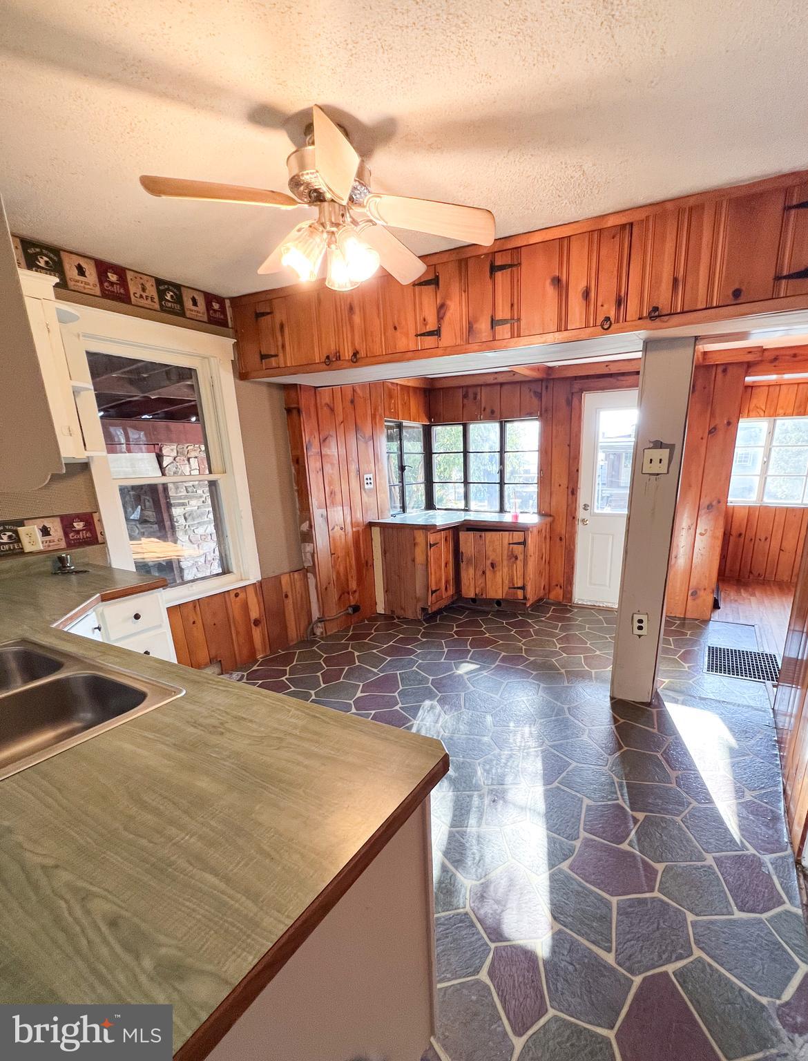 LEWISTOWN BORO - Residential Income