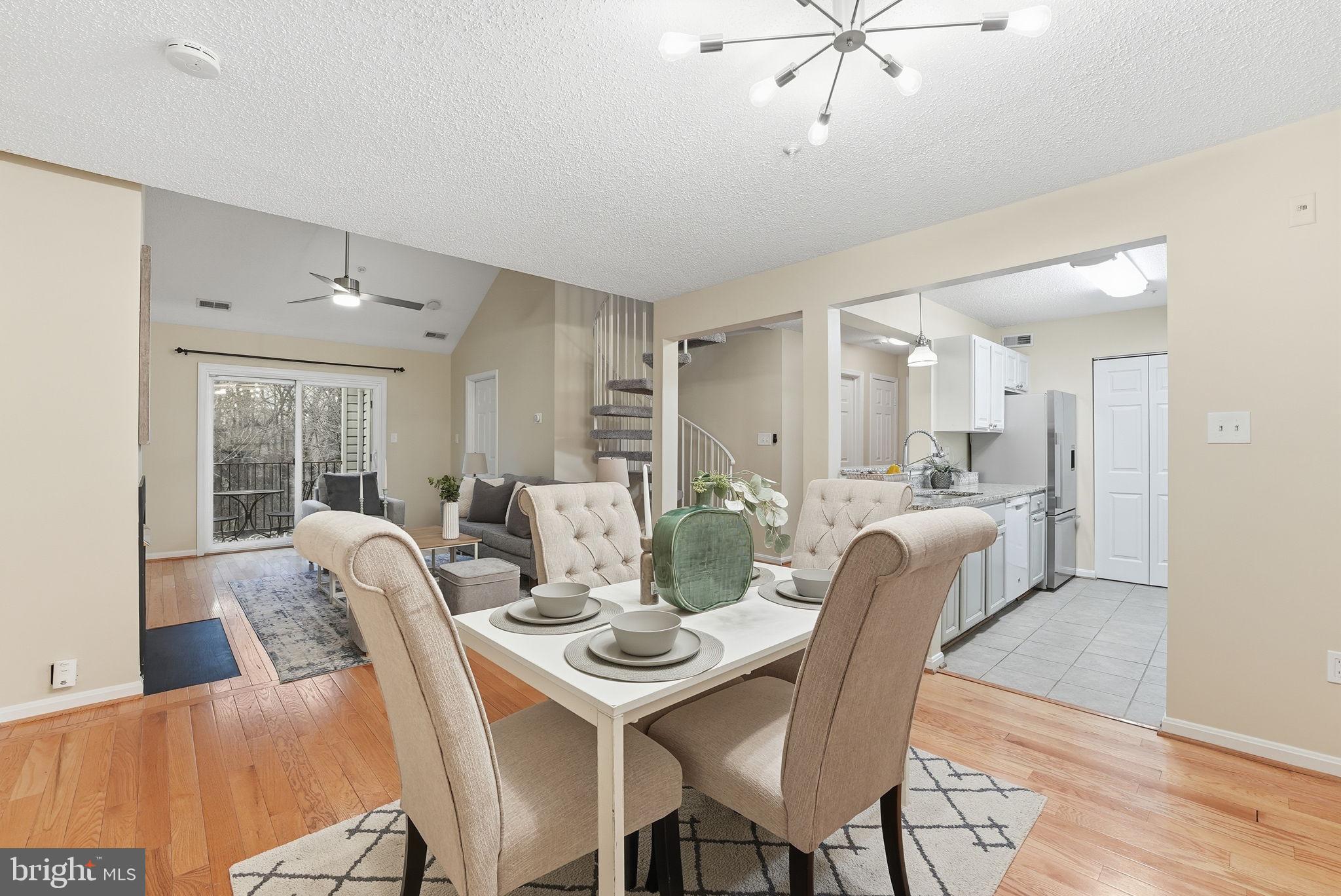 DECOVERLY - Residential