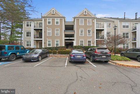 Photo of 15315 Diamond Cove Terrace #13-7, ROCKVILLE, MD 20850 (MLS # MDMC2207762)