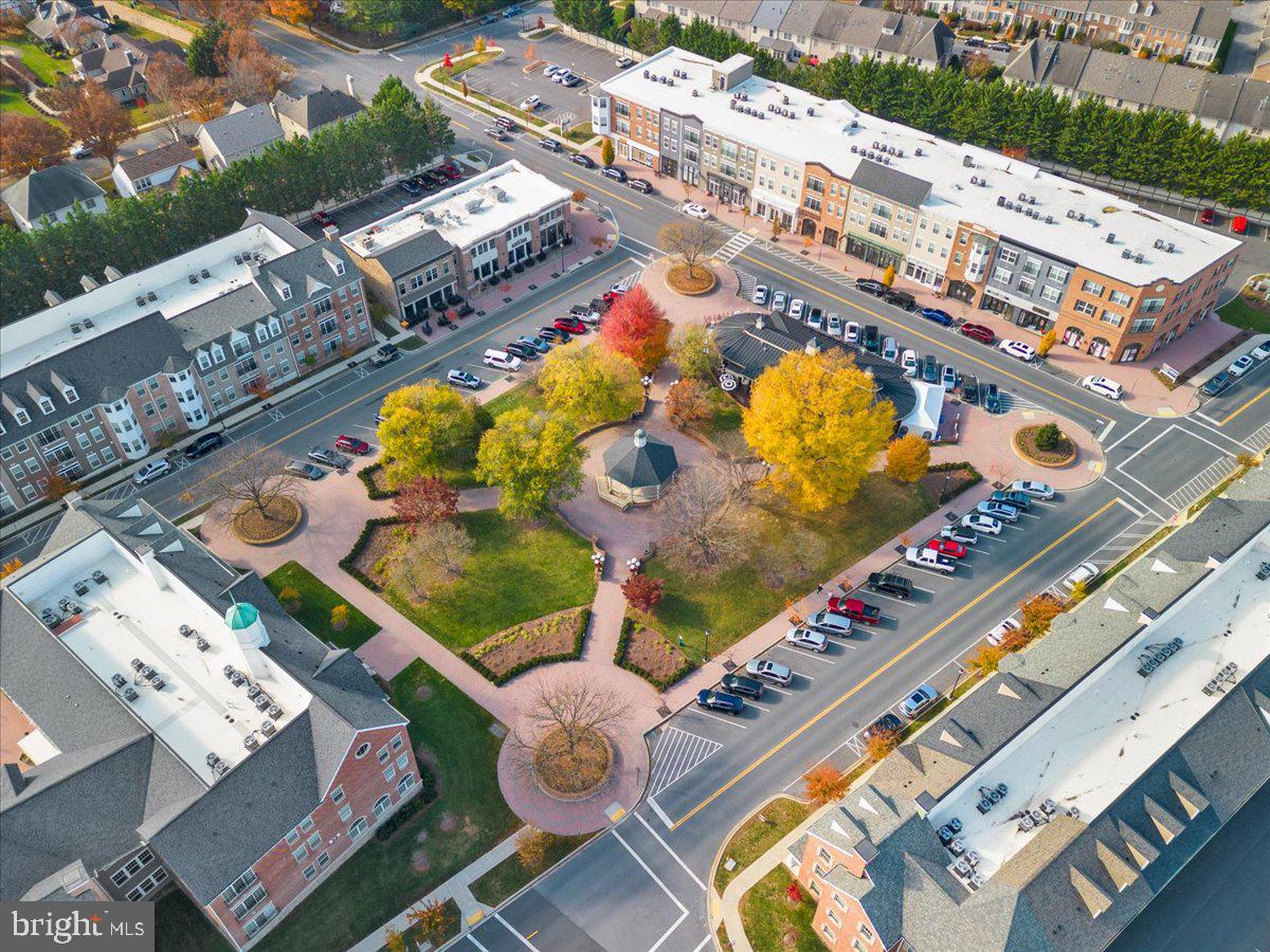 WATERSIDE - Residential