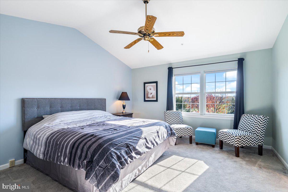 WATERSIDE - Residential