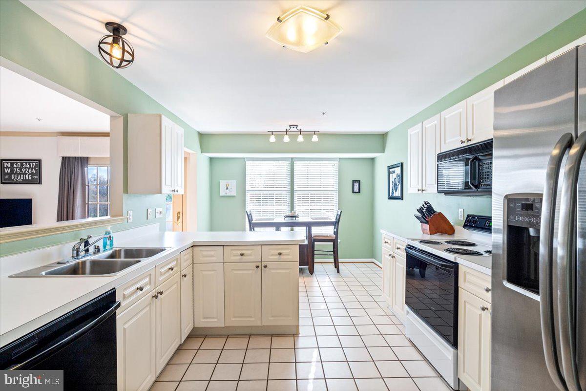 WATERSIDE - Residential