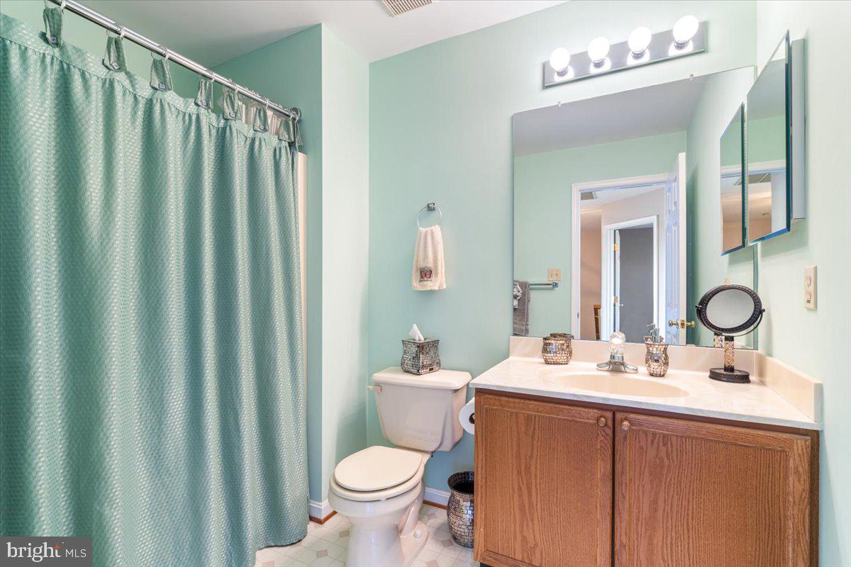 WATERSIDE - Residential