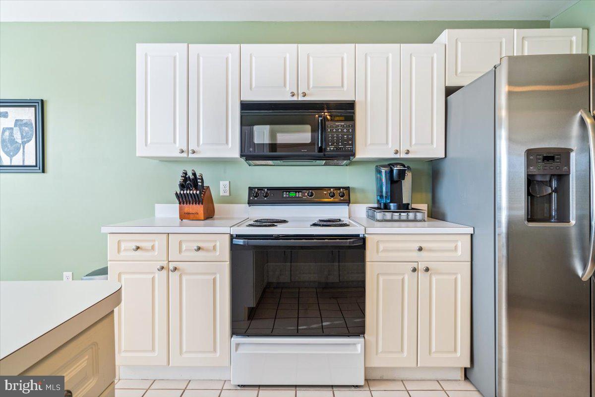 WATERSIDE - Residential