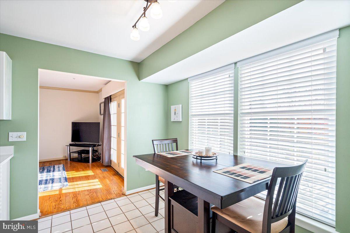 WATERSIDE - Residential