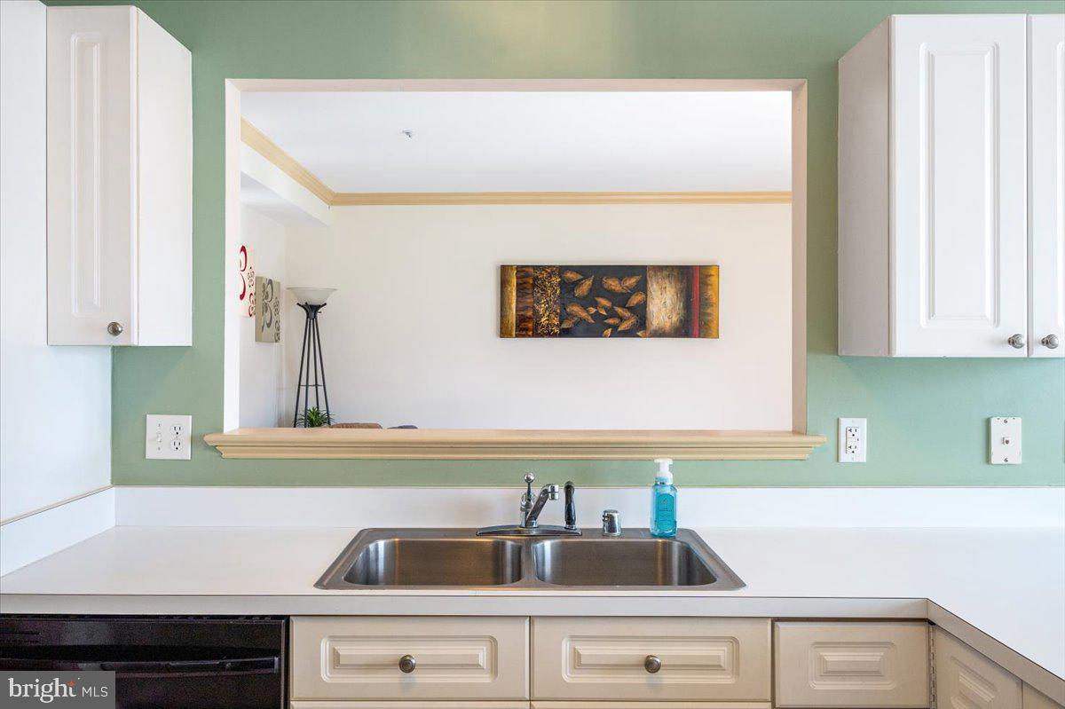 WATERSIDE - Residential