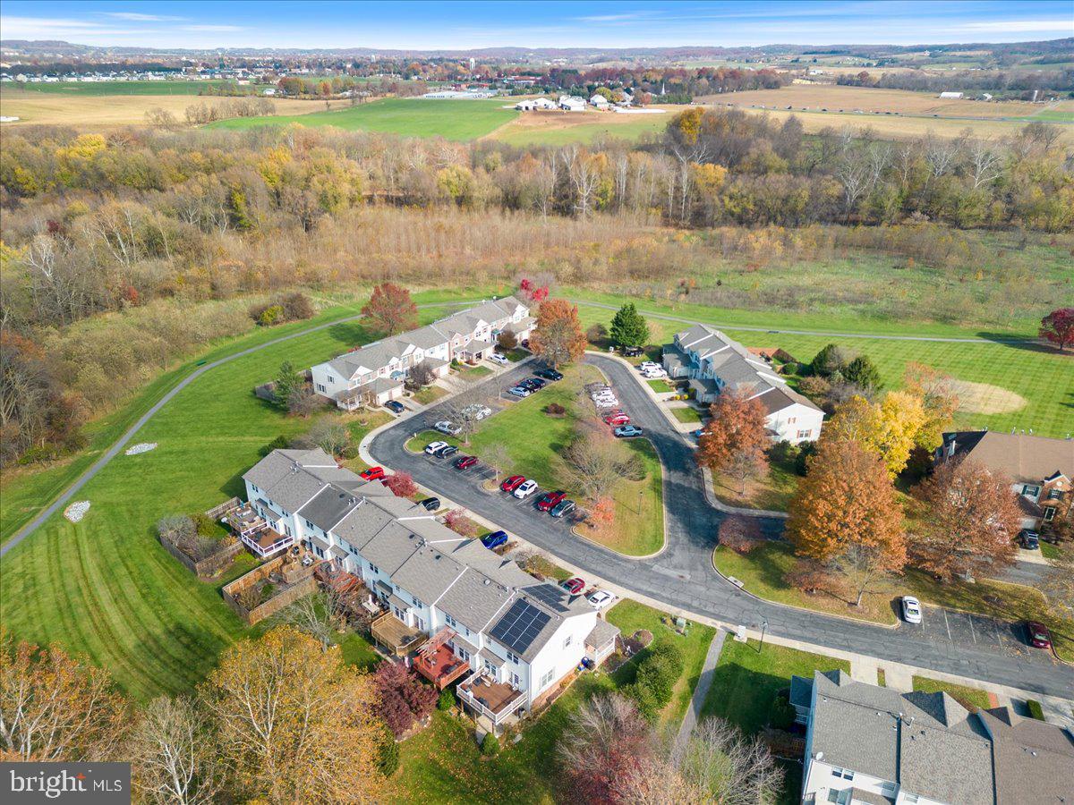 WATERSIDE - Residential