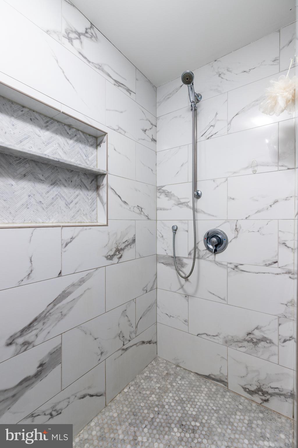 DELLWOOD - Residential