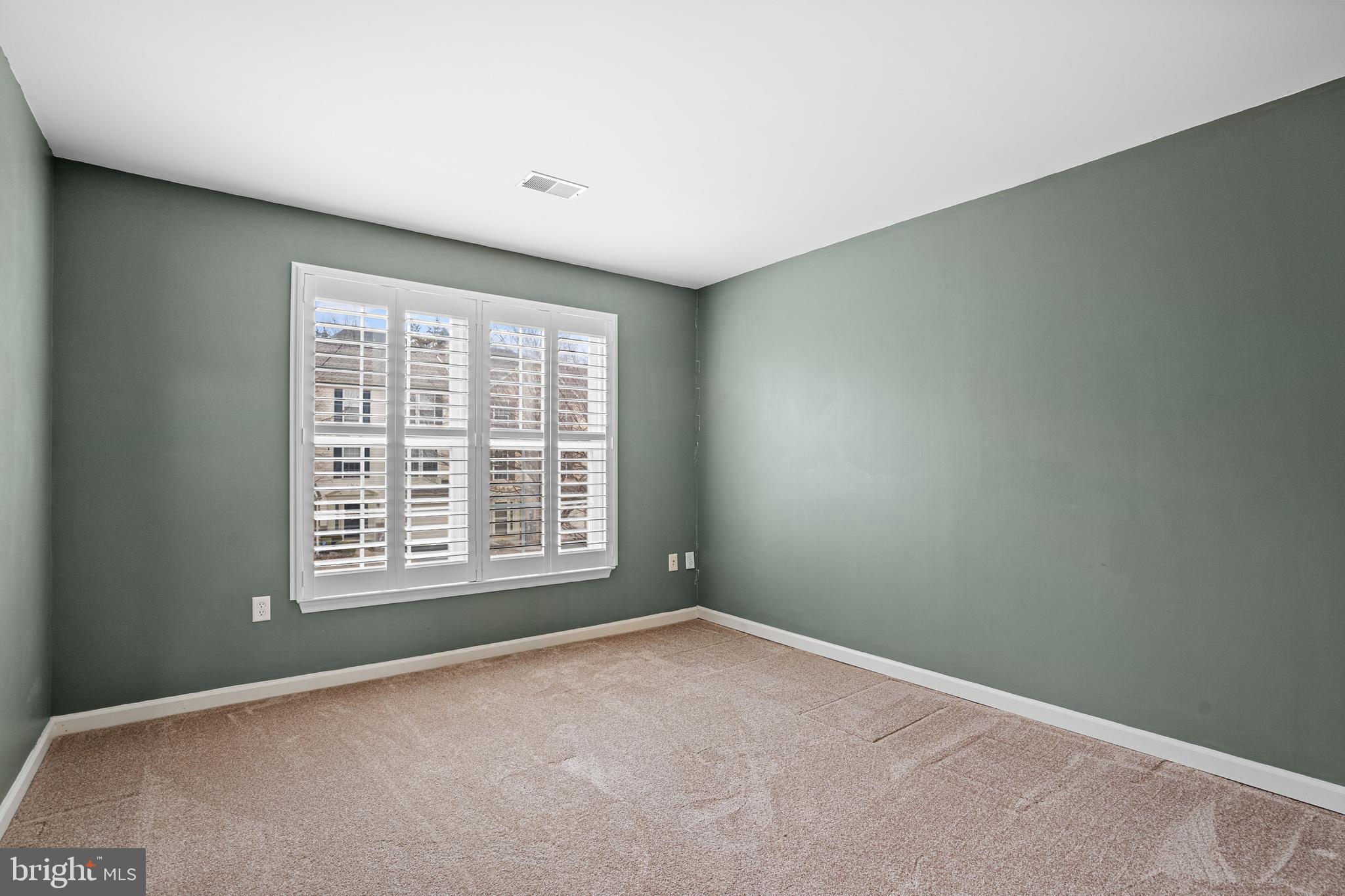 SUNNYBROOK - Residential