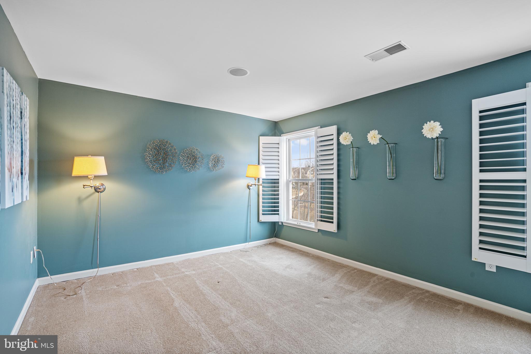 SUNNYBROOK - Residential