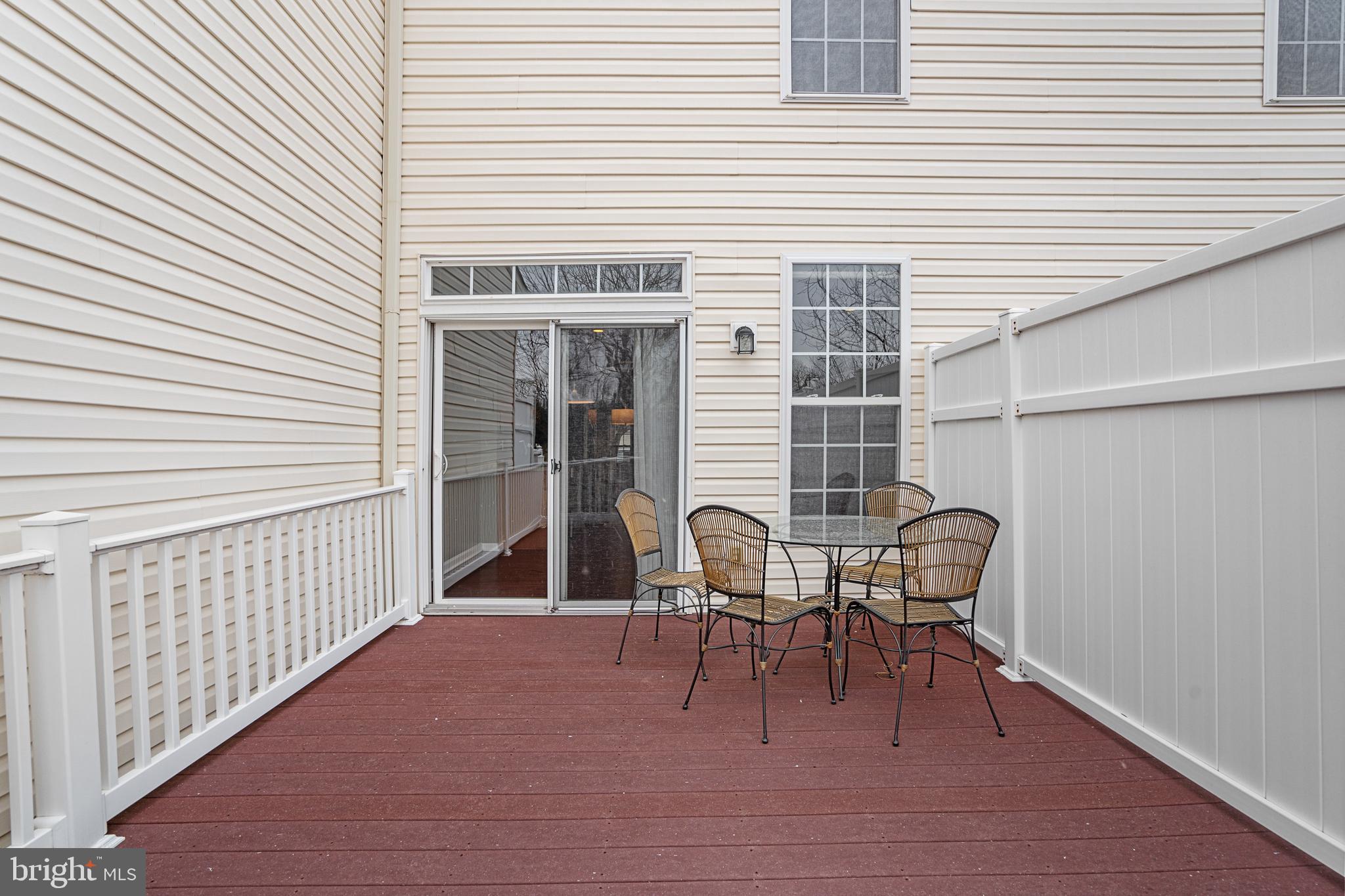 SUNNYBROOK - Residential