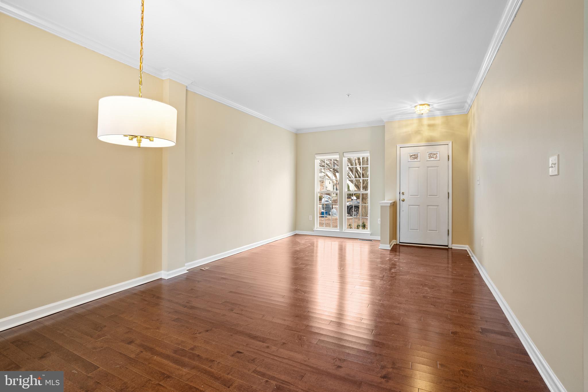 SUNNYBROOK - Residential