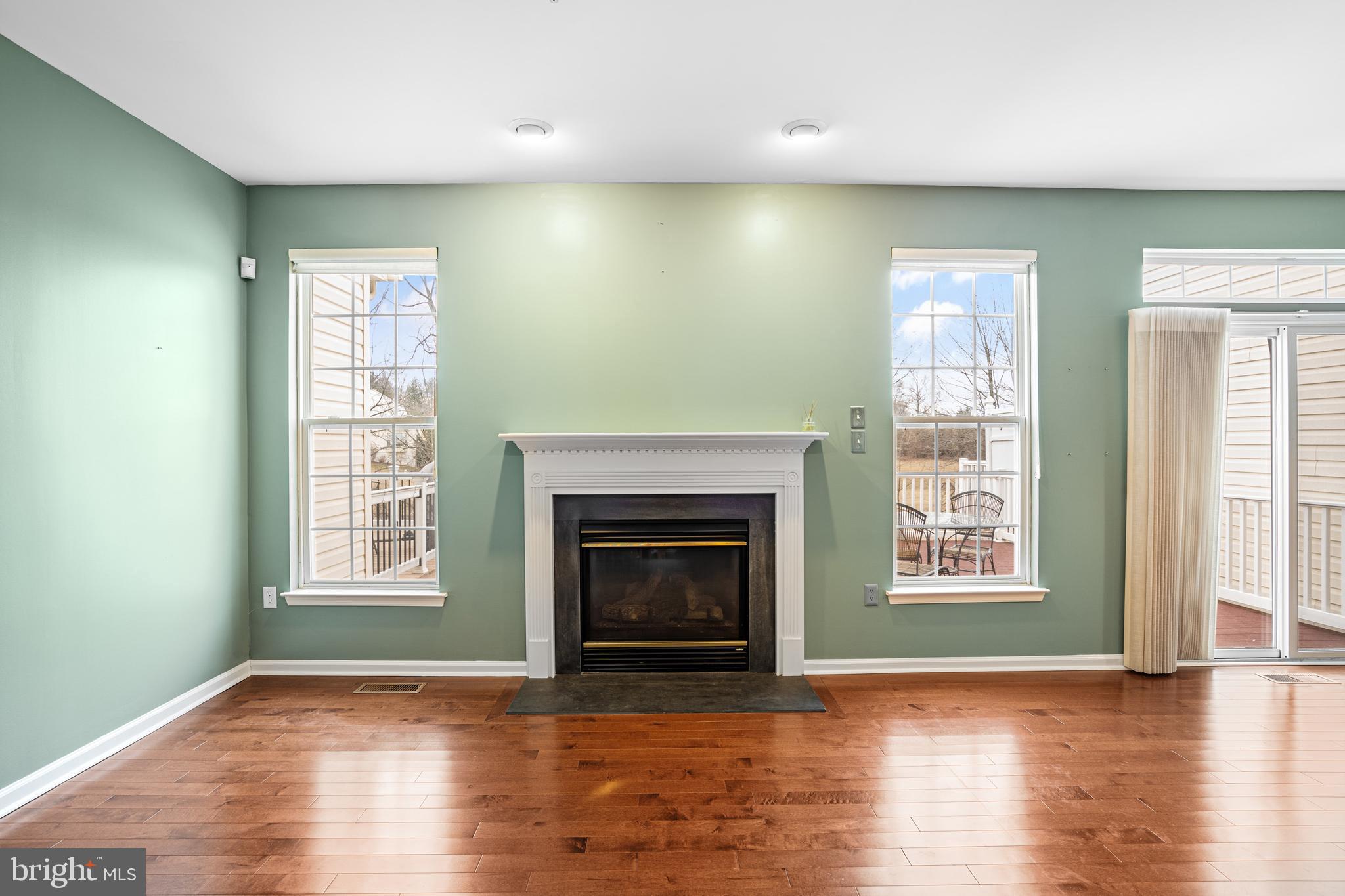 SUNNYBROOK - Residential