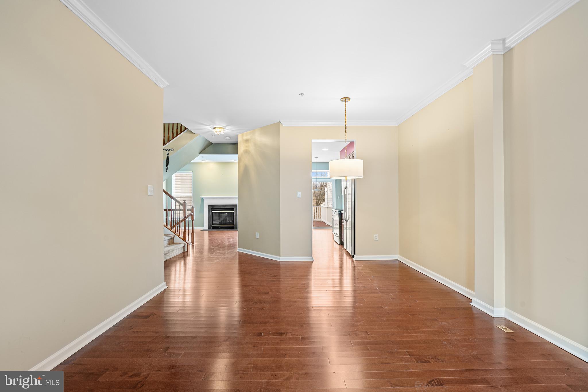 SUNNYBROOK - Residential