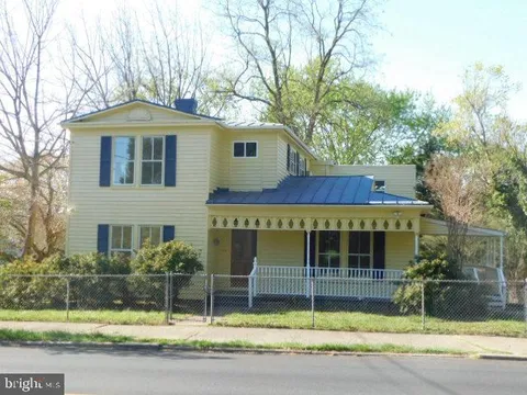 MLS: WVJF2015604