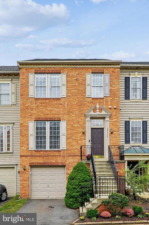 25449 BRICKELL DRIVE CHANTILLY VA 20152