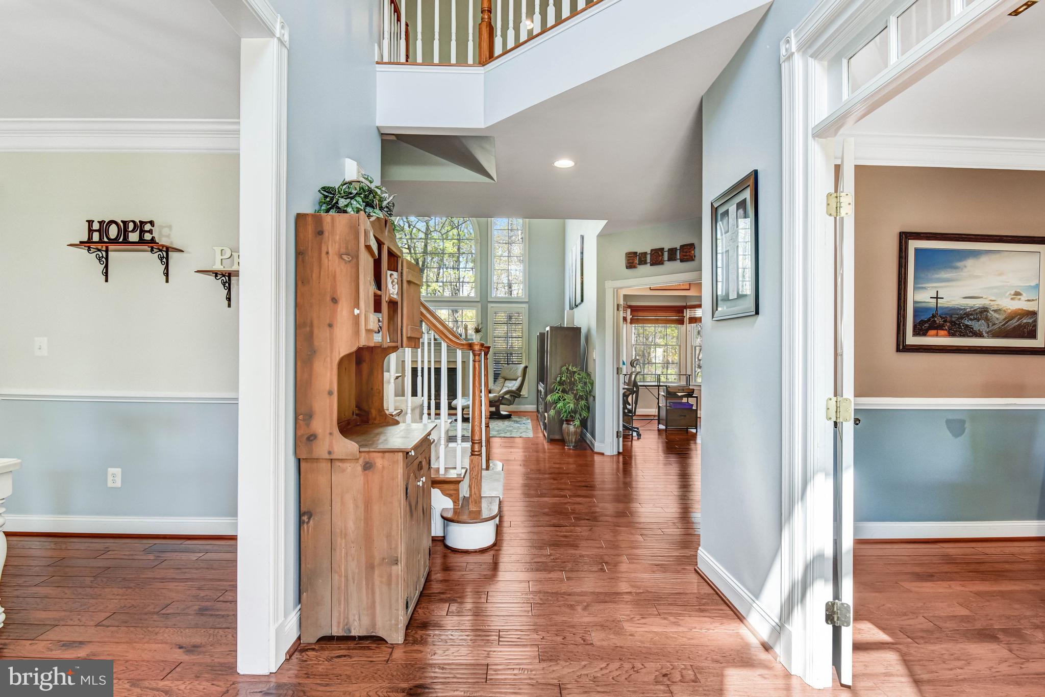 5814 SEVEN PINES COURT