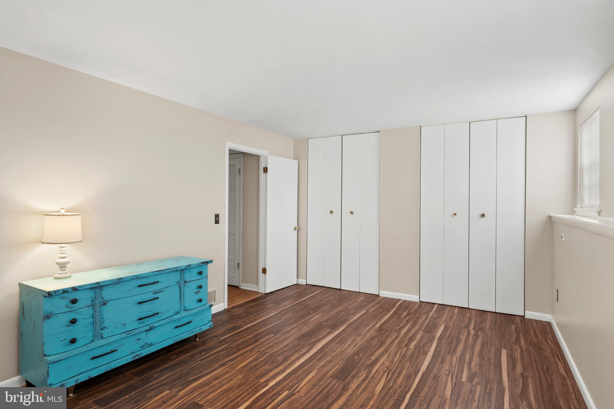 RIVERWOOD - Residential