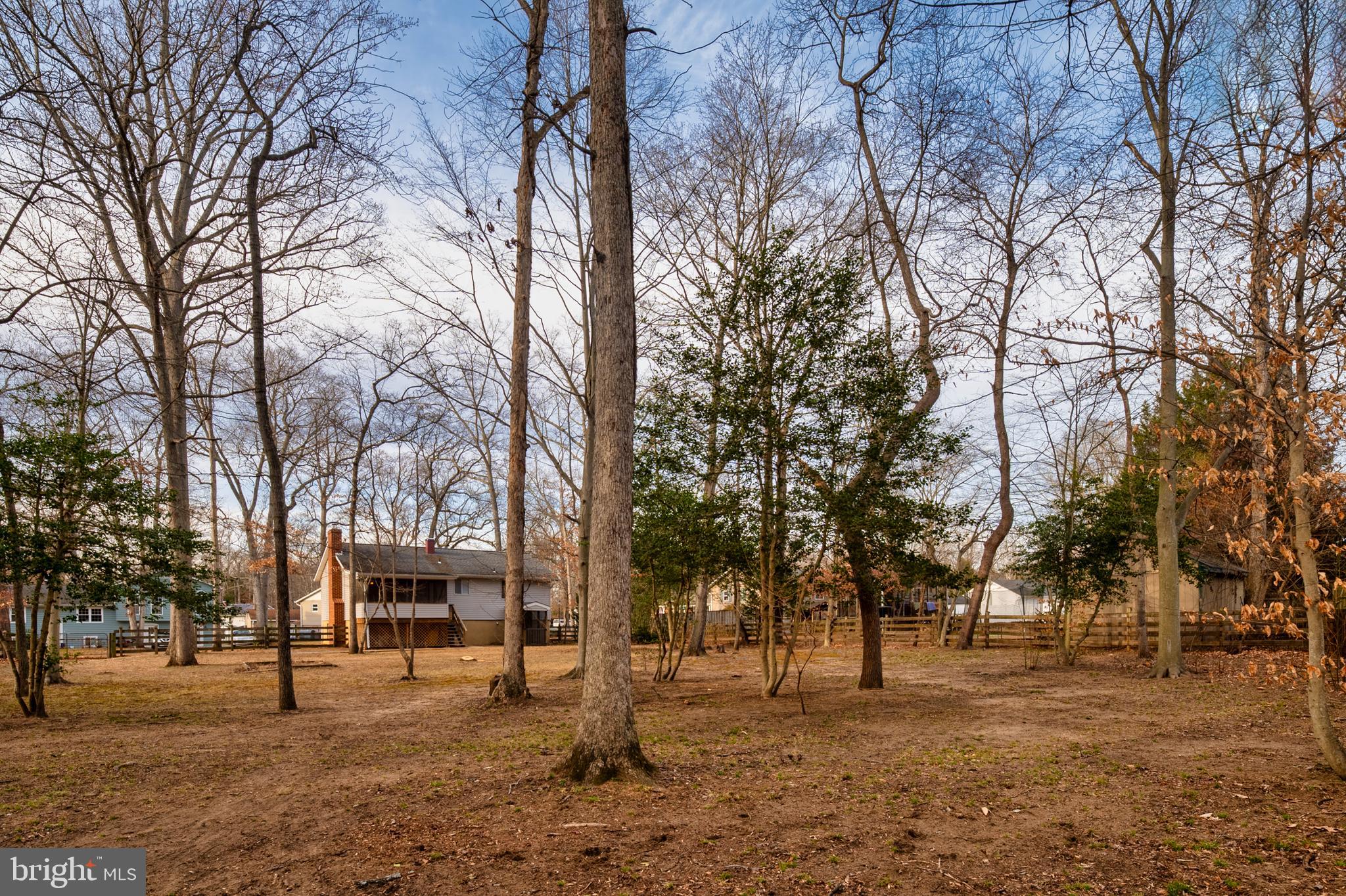 RIVERWOOD - Residential