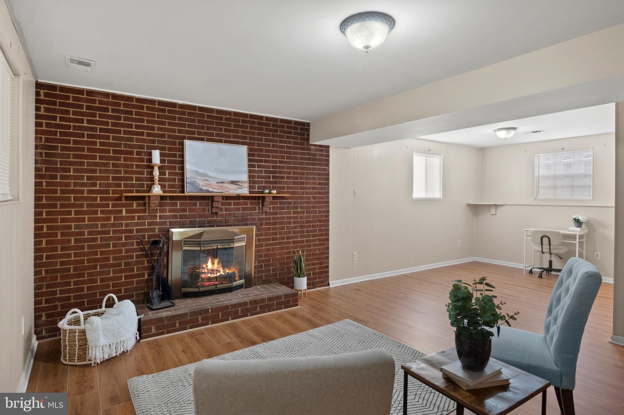 RIVERWOOD - Residential