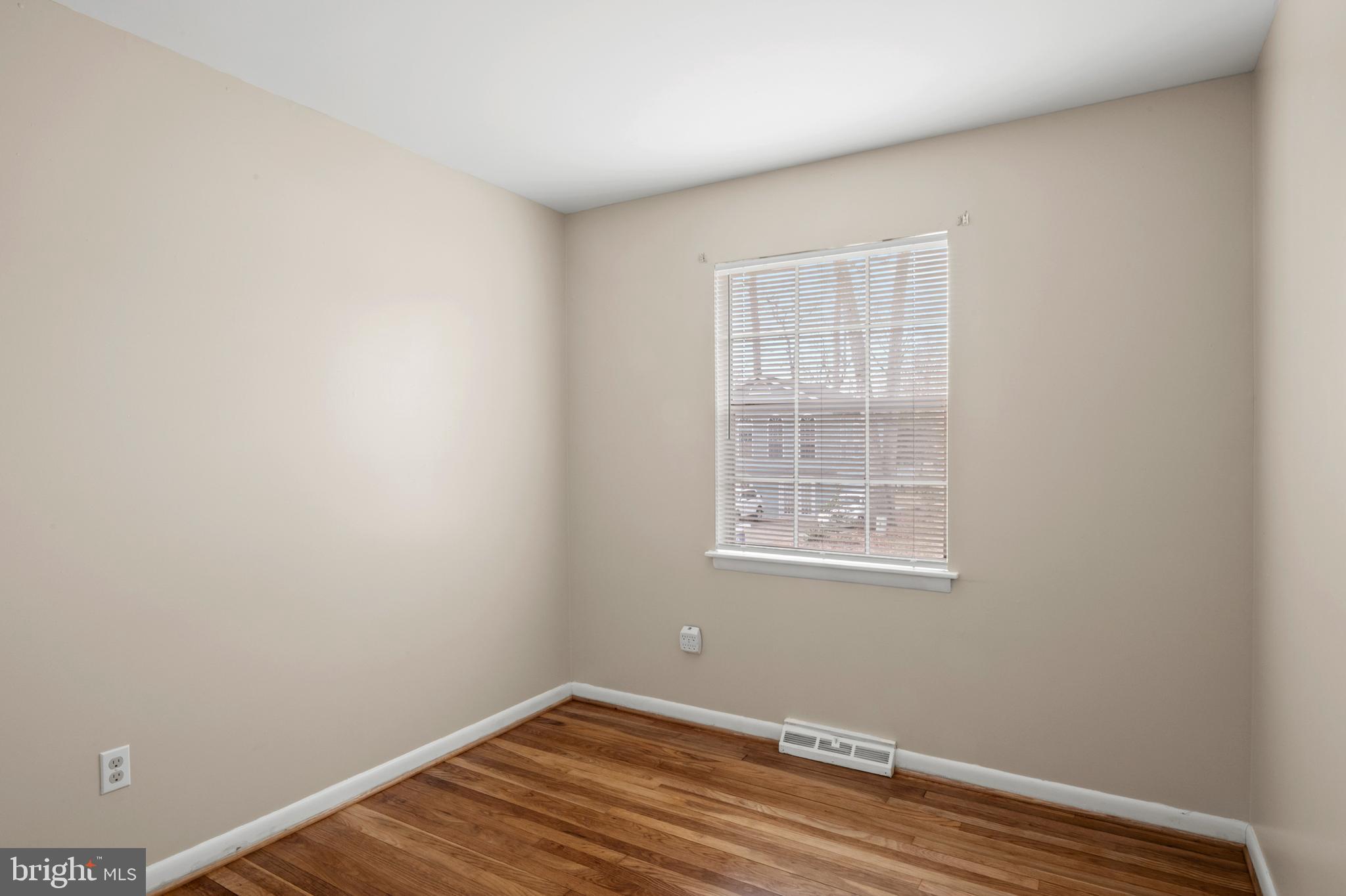 RIVERWOOD - Residential