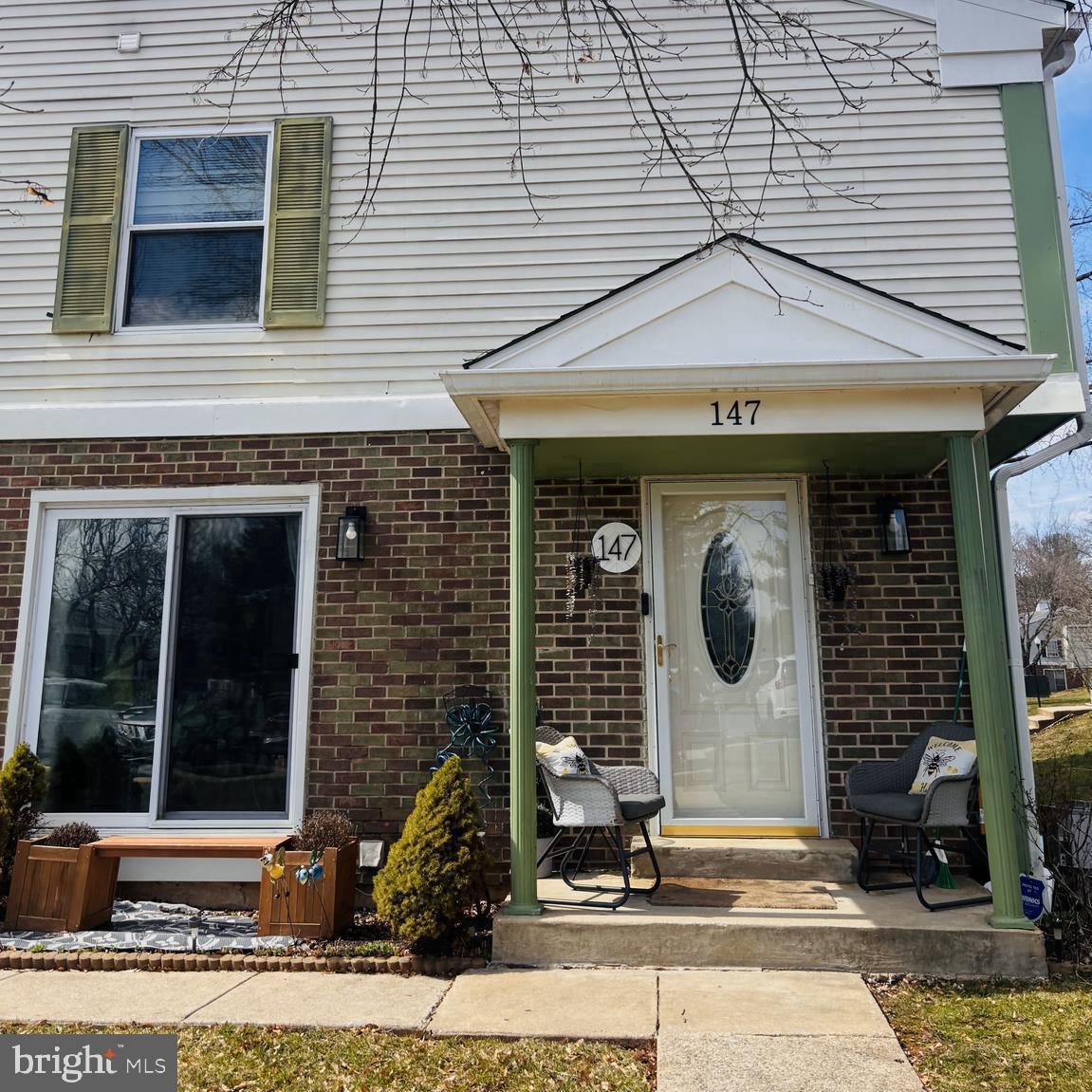 BROOKSHIRE/CRYSTAL RIDGE - Residential