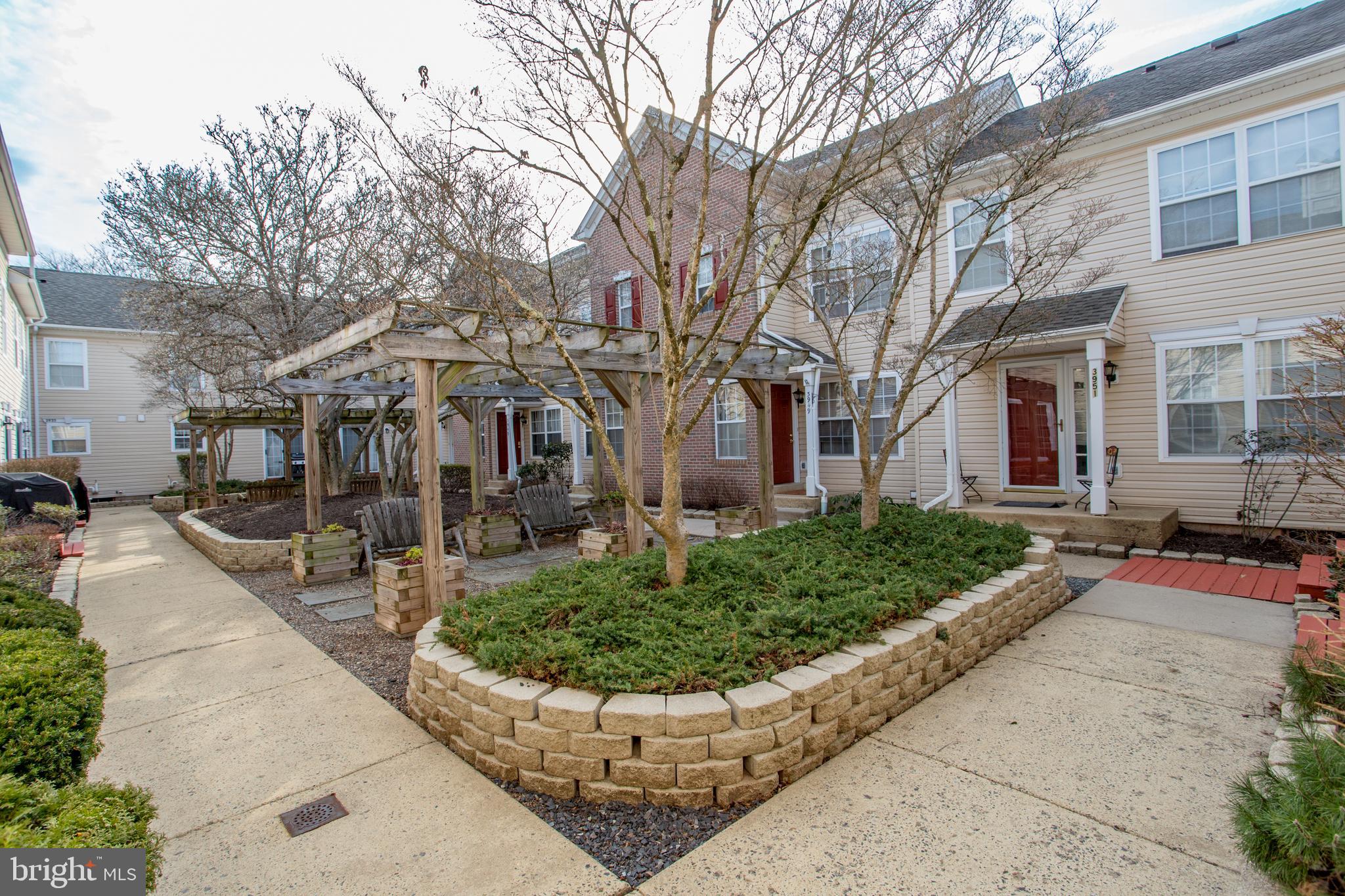 PATRIOTS RIDGE - Residential Lease