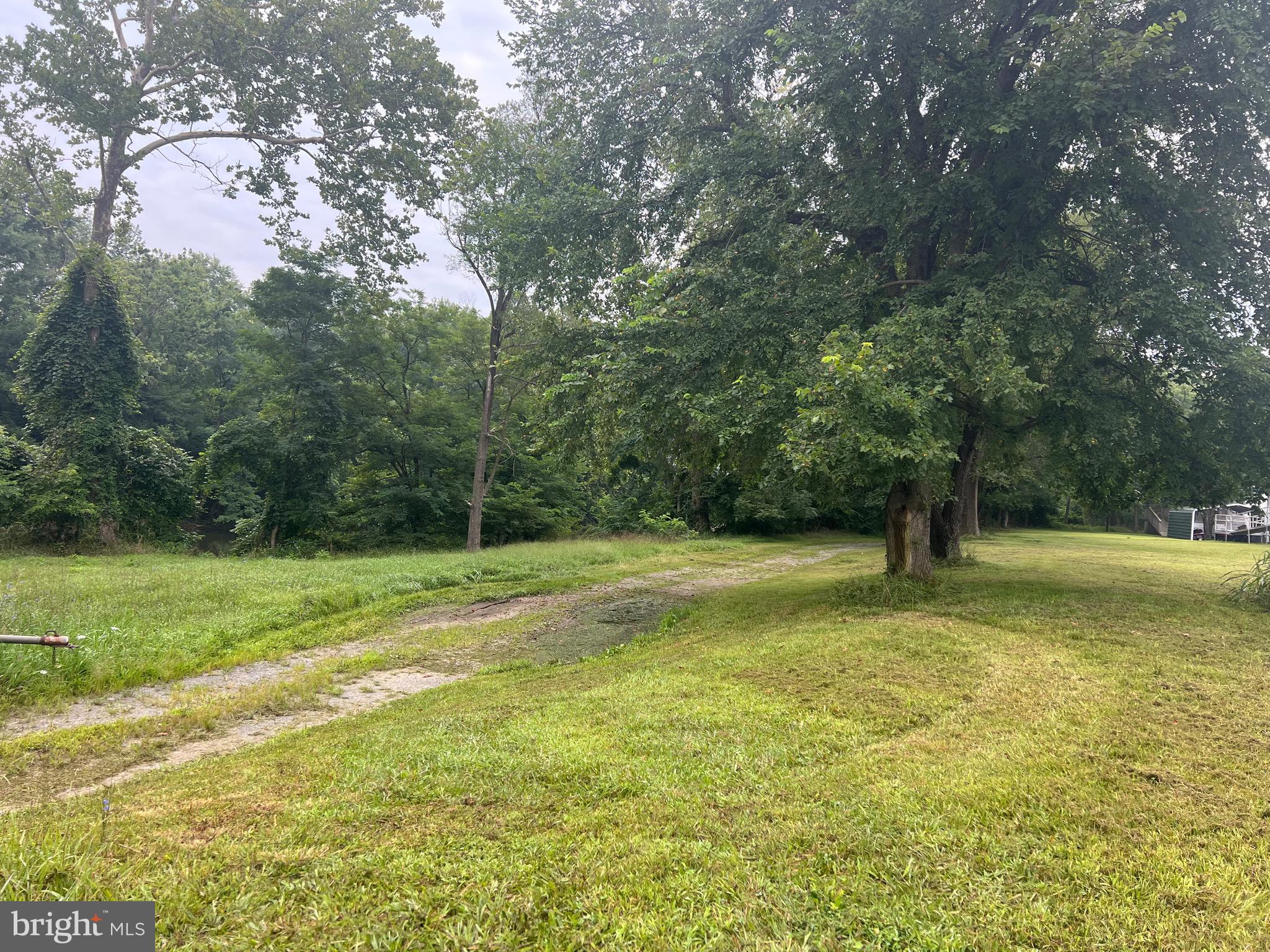 NONE UNRESTRICTED - Residential