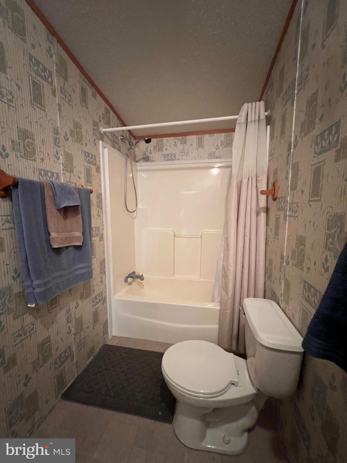 NONE UNRESTRICTED - Residential